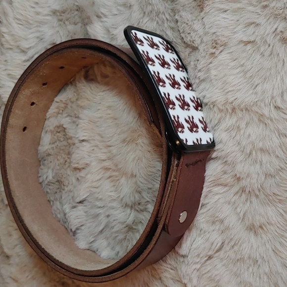 Superdry Unisex Brown leather Belt With Gryphon Belt Buckle - Picture 3 of 17